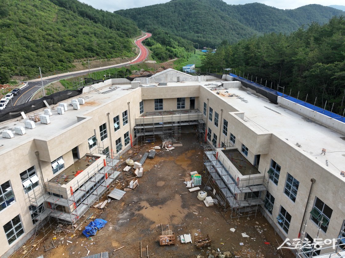 고흥군립하늘공원 신축 공사 현장. 사진제공=고흥군
