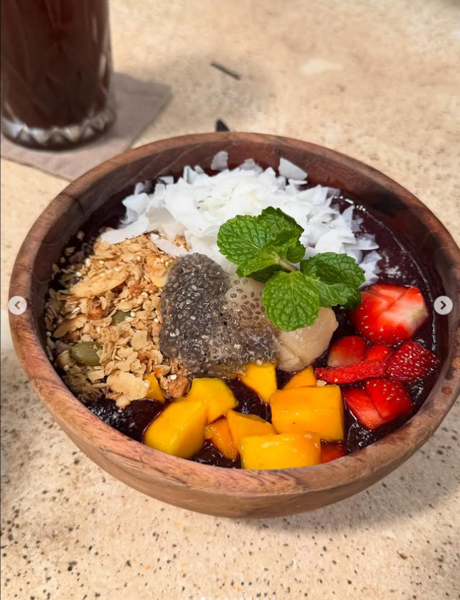 정채연이 SNS에 올린 아사이볼 사진