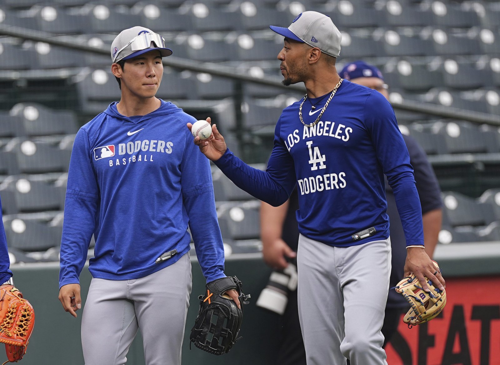 다저스 김혜성은 27일(한국시간) ‘2025 MiLB’ 멤피스(세인트루이스 산하)전에서 2번타자 유격수로 선발출전해 3타수 1안타 1타점을 기록했다. 그는 재활경기에서 5경기 연속 안타를 때려내고 있다.|AP뉴시스