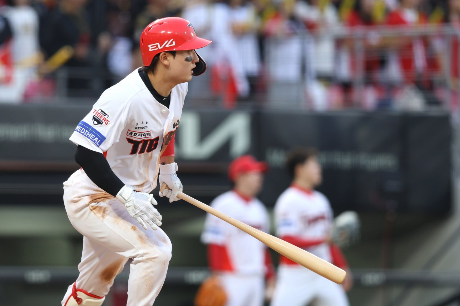 KIA 윤도현이 대퇴부 근육 손상으로 인해 마무리캠프에 최종 합류하지 못했다. 회복에는 4주 이상의 시간이 필요한 것으로 알려졌다. 프로 데뷔 후 줄곧 따라 다니는 부상 악령을 좀처럼 떨쳐내지 못하는 모습이다. 사진제공|KIA 타이거즈