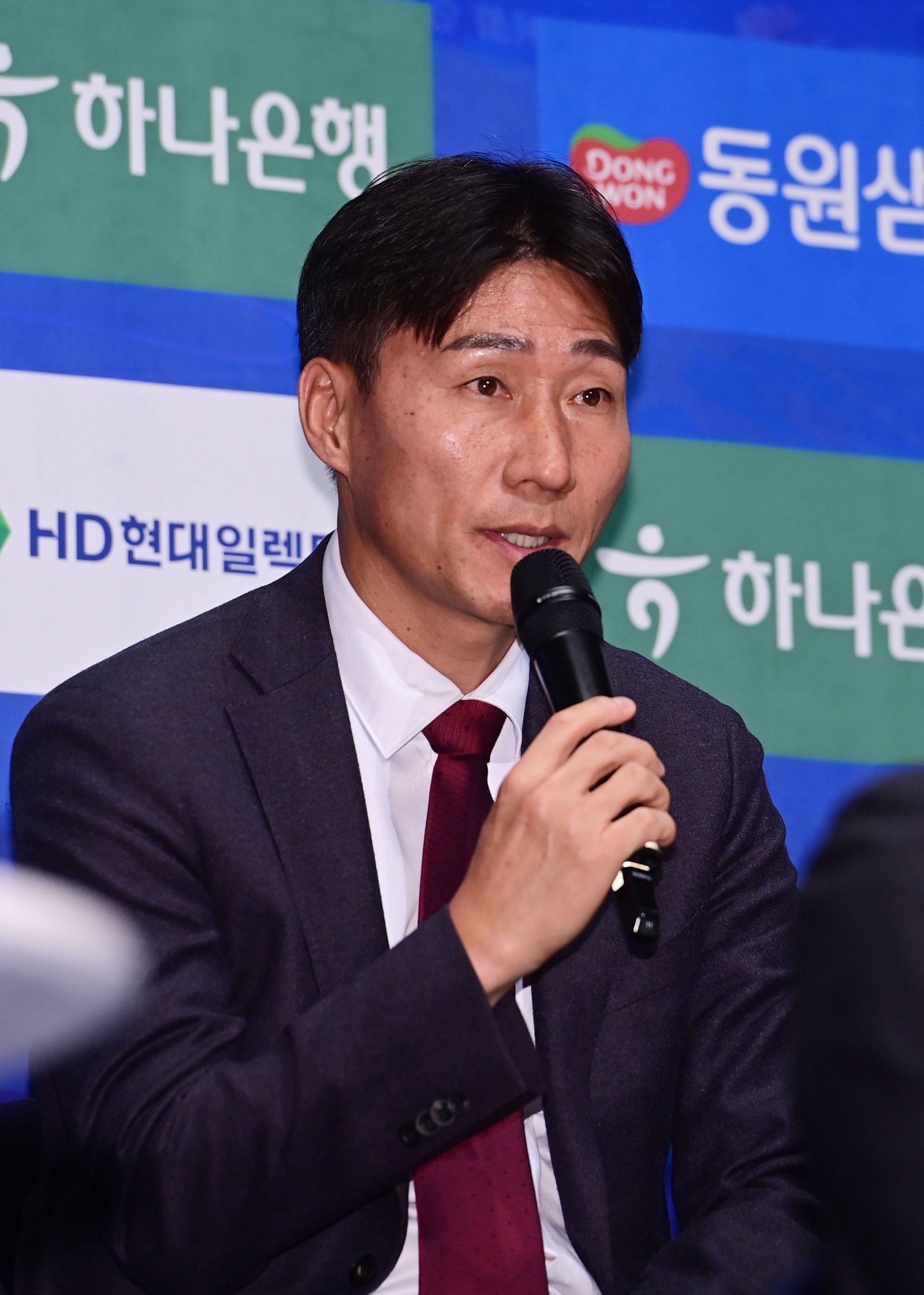 이영민 부천 감독은 올해 부천을 코리아컵 준결승에 진출시키며 창단 이래 최고 성적을 거뒀다. 그러나 부임 4년차인 올해까지 인상적인 경기력과 선수 육성을 보였음에도 가시적 성과가 없었다는 사실이 아쉽다. 코리아컵에서 위대한 도전을 마친 현재 K리그1 승격 도전이라는 새로운 과제를 위해 전력투구할 계획이다. 스포츠동아DB