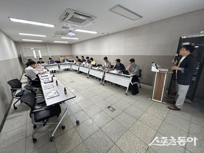 지난 26일 「파주시 미니수소도시 조성사업」 기본계획 최종보고회를 열고 있다. 사진제공ㅣ파주시 