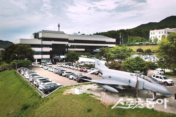 군위군청 전경. 사진제공ㅣ군위군