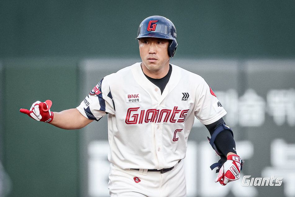 해결사 부재로 고심이 큰 롯데에는 전준우의 복귀가 절실하다. 사진제공|롯데 자이언츠