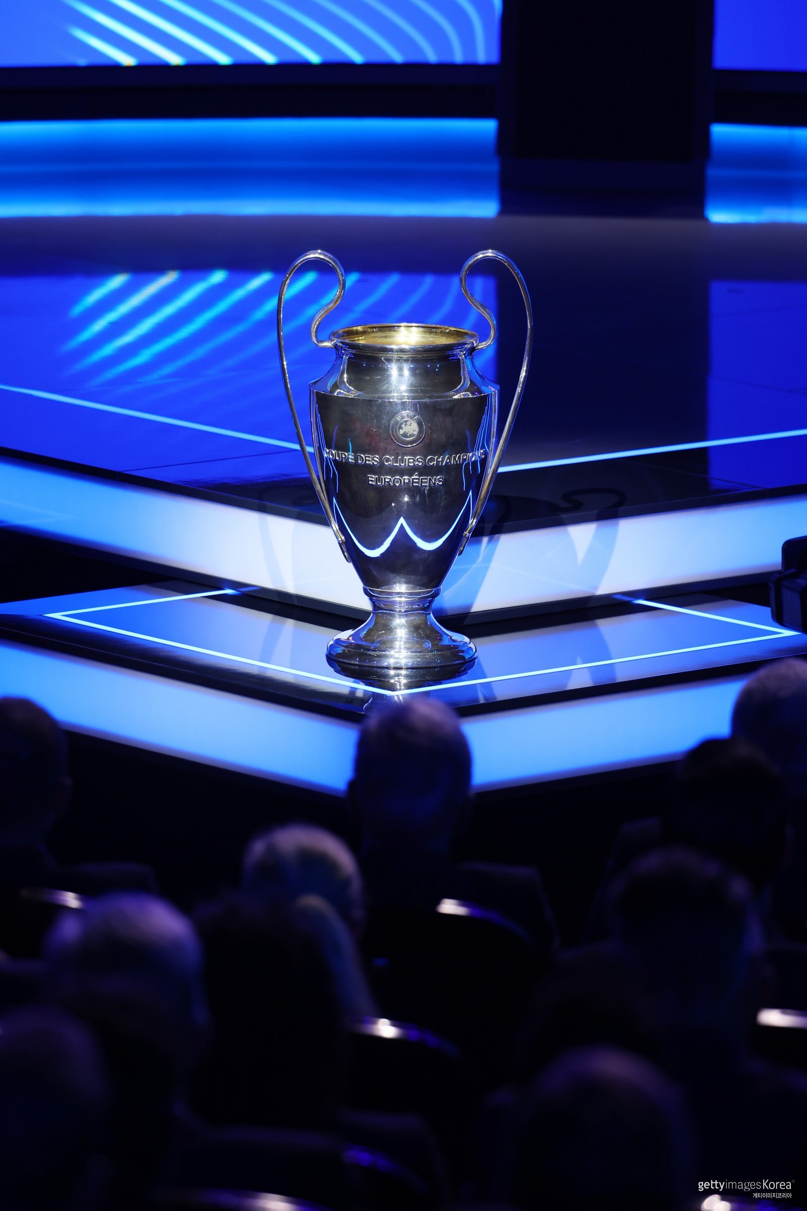 2025-26시즌 유럽축구연맹 챔피언스리그 우승 트로피. 사진=게티이미지코리아