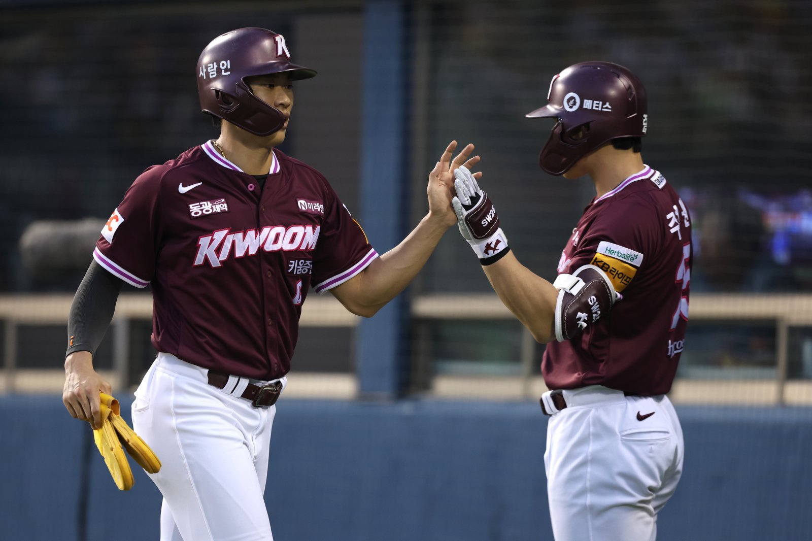 키움 송성문(왼쪽). 사진제공|키움 히어로즈