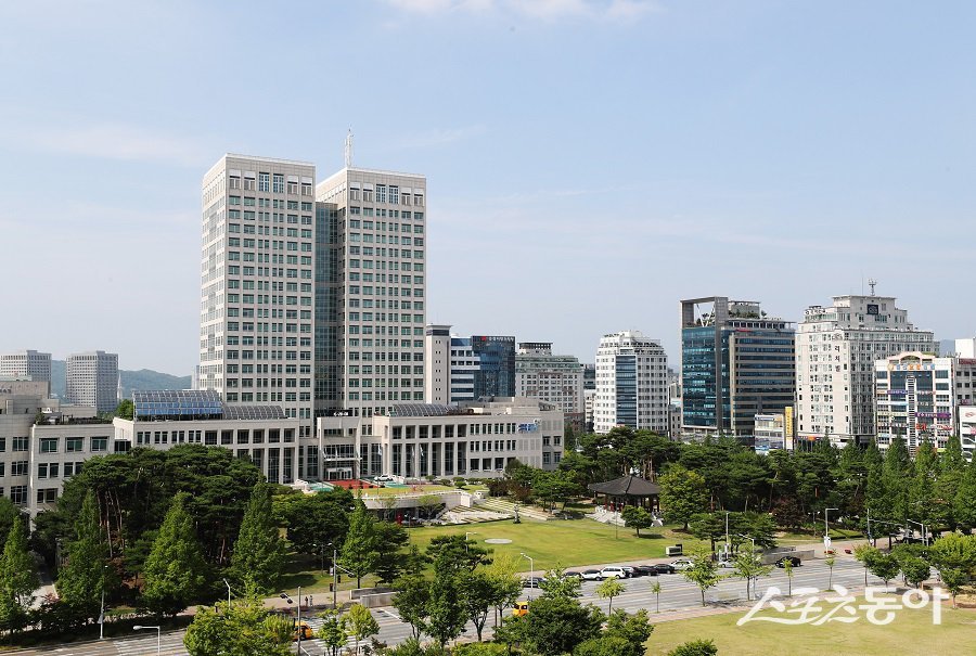 대전시는 지난 1일 내년도 정부예산안에 총 4조 7,903억 원이 반영됐다고 밝혔다(대전시청 전경). 사진제공｜대전시