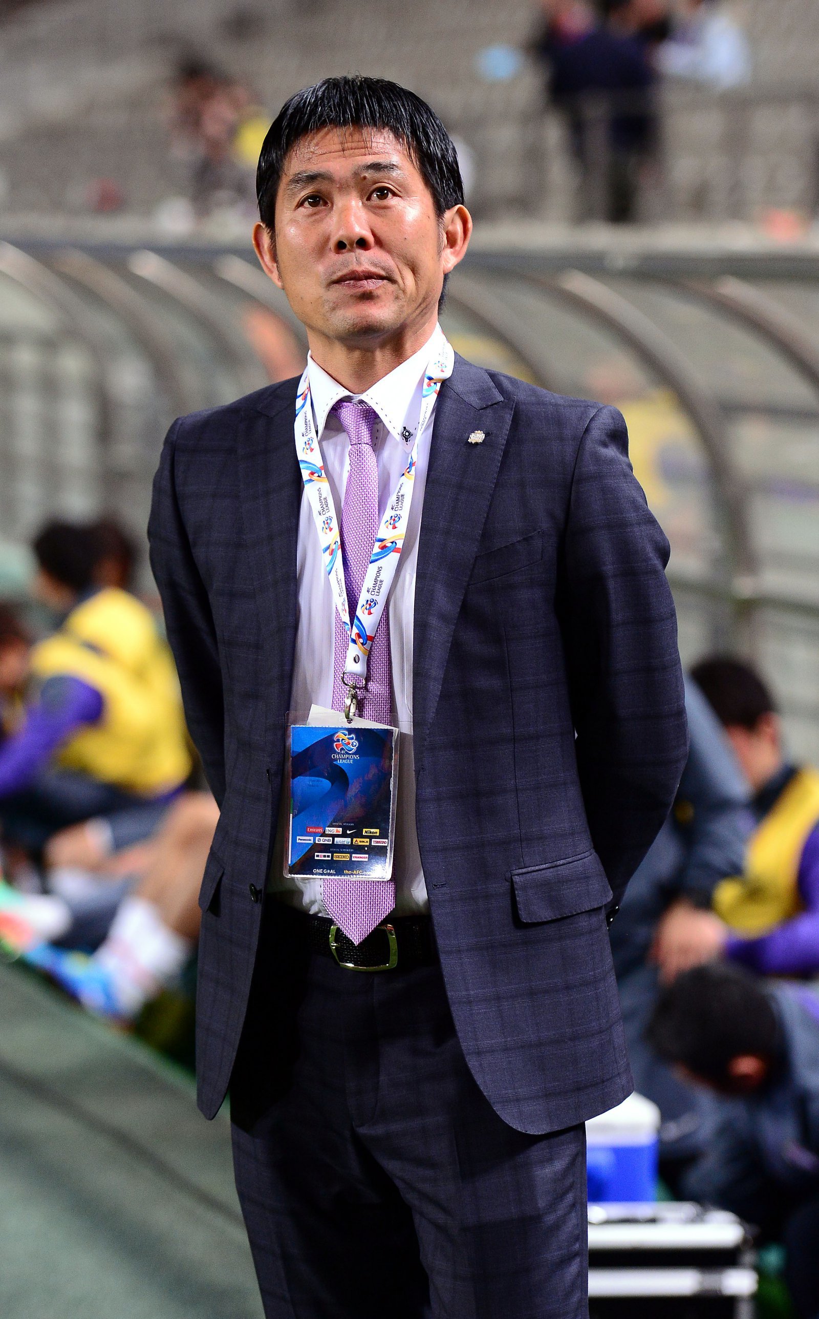 모리야스 일본축가대표팀 감독은 지난달 31일 멕시코~미국과 평가전을 치르고자 하네다 공항을 통해 미국으로 출국하려 했지만 비행편을 바꿔 J1리그 7경기 중계를 관전했다. 부상자가 속출한 탓에 유럽파가 아닌 국내파까지 챙겨야 한다는 생각에서다. 스포츠동아DB