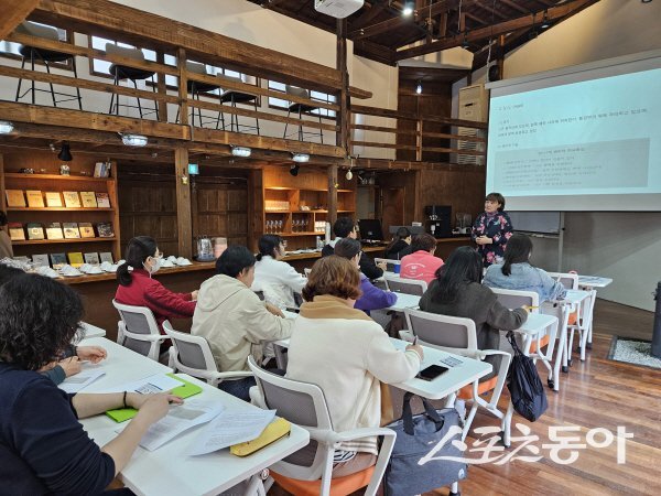 대구광역시가 도심 활성화 전략으로 추진하고 있는 도심캠퍼스 강의 모습. 사진제공 ㅣ 대구시