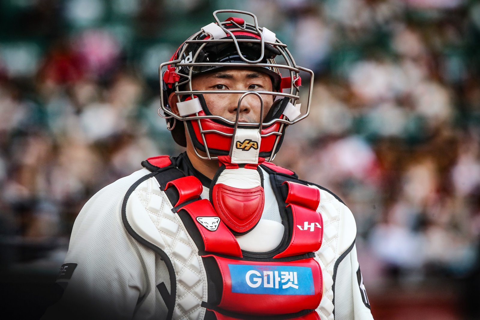 SSG 포수 이지영은 시즌 중반 햄스트링 부상으로 결장하며 조형우에게 주전 자리를 내줬다. 사진제공|SSG 랜더스