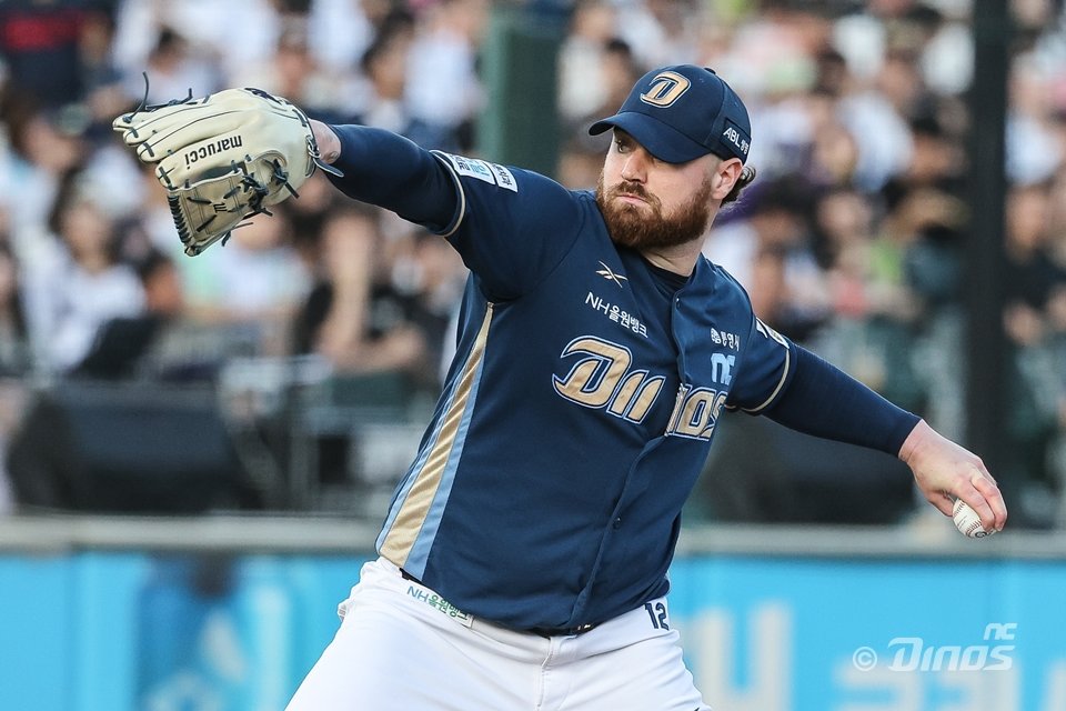 NC 로건은 후반기 등판한 8경기 중 절반인 4경기에서 5회를 채우지 못하고 마운드를 내려왔다. 그의 부진이 길어지면서 팀은 선발진 운영에 어려움을 겪고 있다. 사진제공｜NC 다이노스