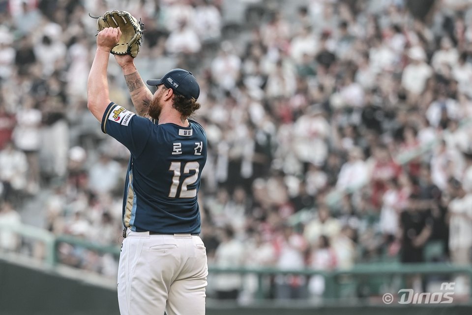 NC 로건은 후반기 등판한 8경기 중 절반인 4경기에서 5회를 채우지 못하고 마운드를 내려왔다. 그의 부진이 길어지면서 팀은 선발진 운영에 어려움을 겪고 있다. 사진제공｜NC 다이노스