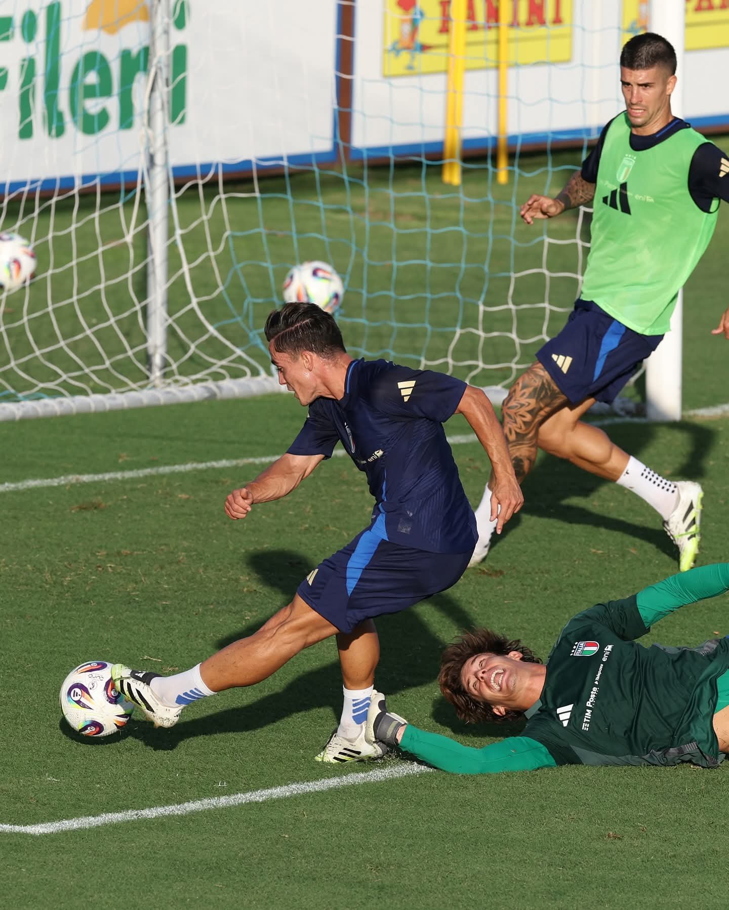 이탈리아대표팀이 가벼운 미니게임을 하며 몸을 풀고 있다. 사진출처｜이탈리아축구협회 페이스북