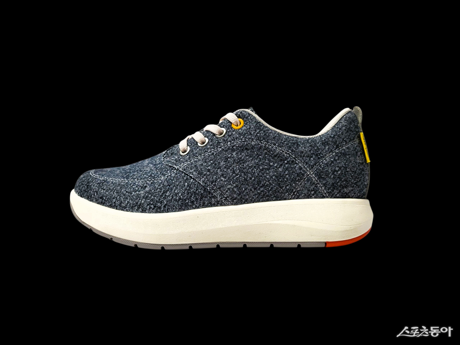 튜브락, 프리미엄 워킹화 ‘컴포젠(Comfozen)’을 공식 출시. (사진제공=튜브락)