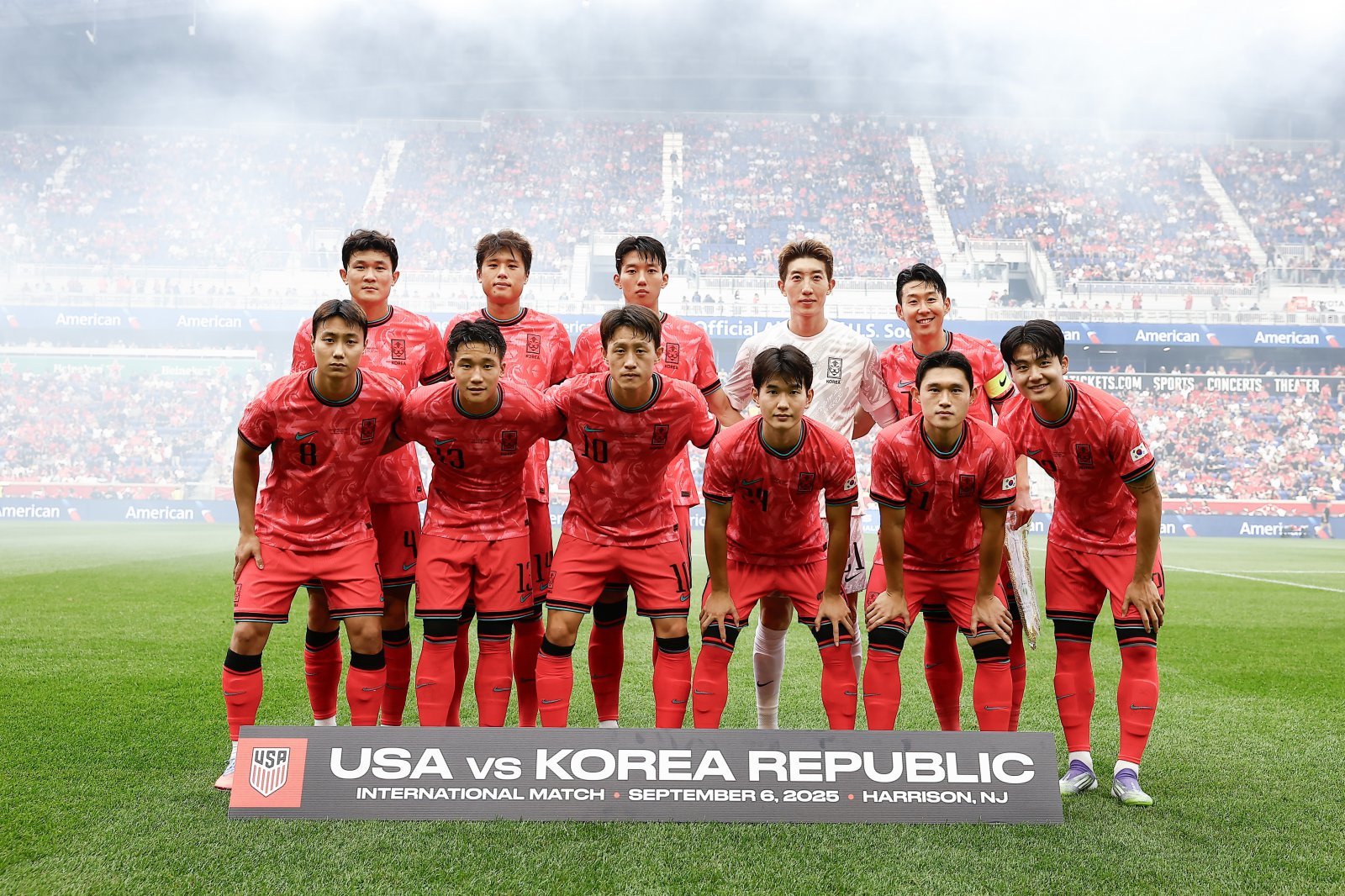 축구국가대표팀 선수들이 7일 미국과 친선전을 앞두고 기념촬영을 하고 있다. 사진제공｜대한축구협회