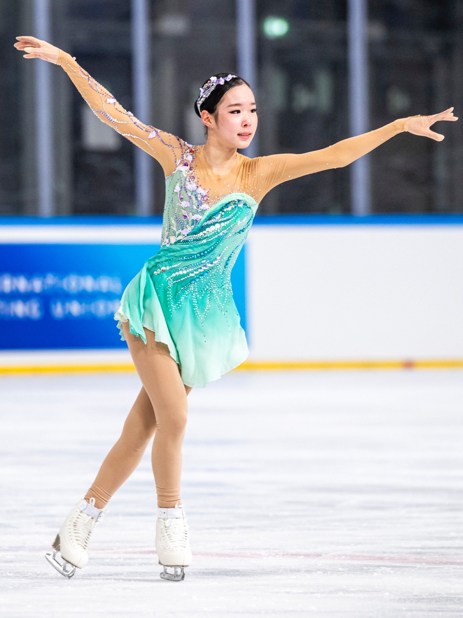윤서진이 6일(한국시간) 이탈리아 바레세에서 열린 ISU 주니어 그랑프리 3차 대회 여자 싱글에서 은메달을 따냈다. 사진출처|ISU SNS 캡처