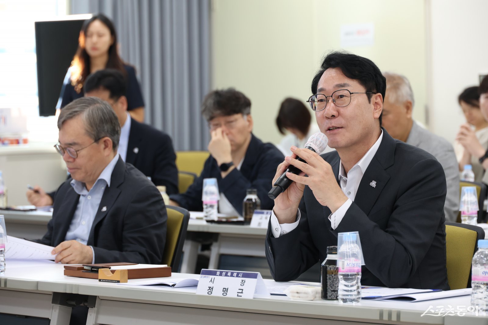 정명근 화성특례시장이 당정협의회(화성시 정지역구)에서 발언을 하고 있다. 사진제공|화성시