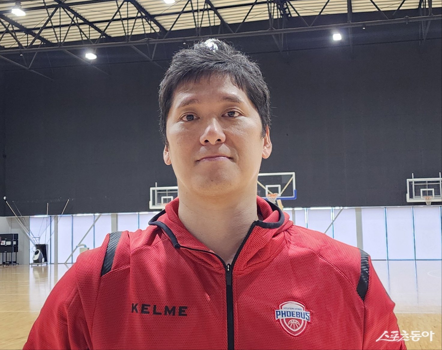 현대모비스 함지훈은 프로 18번째 시즌을 위해 구슬땀을 흘리고 있다. 그는 마음을 다잡고 팀에 보탬이 되고자 은퇴 생각을 머릿속에서 지웠다. 후쿠오카(일본)|박정현 기자