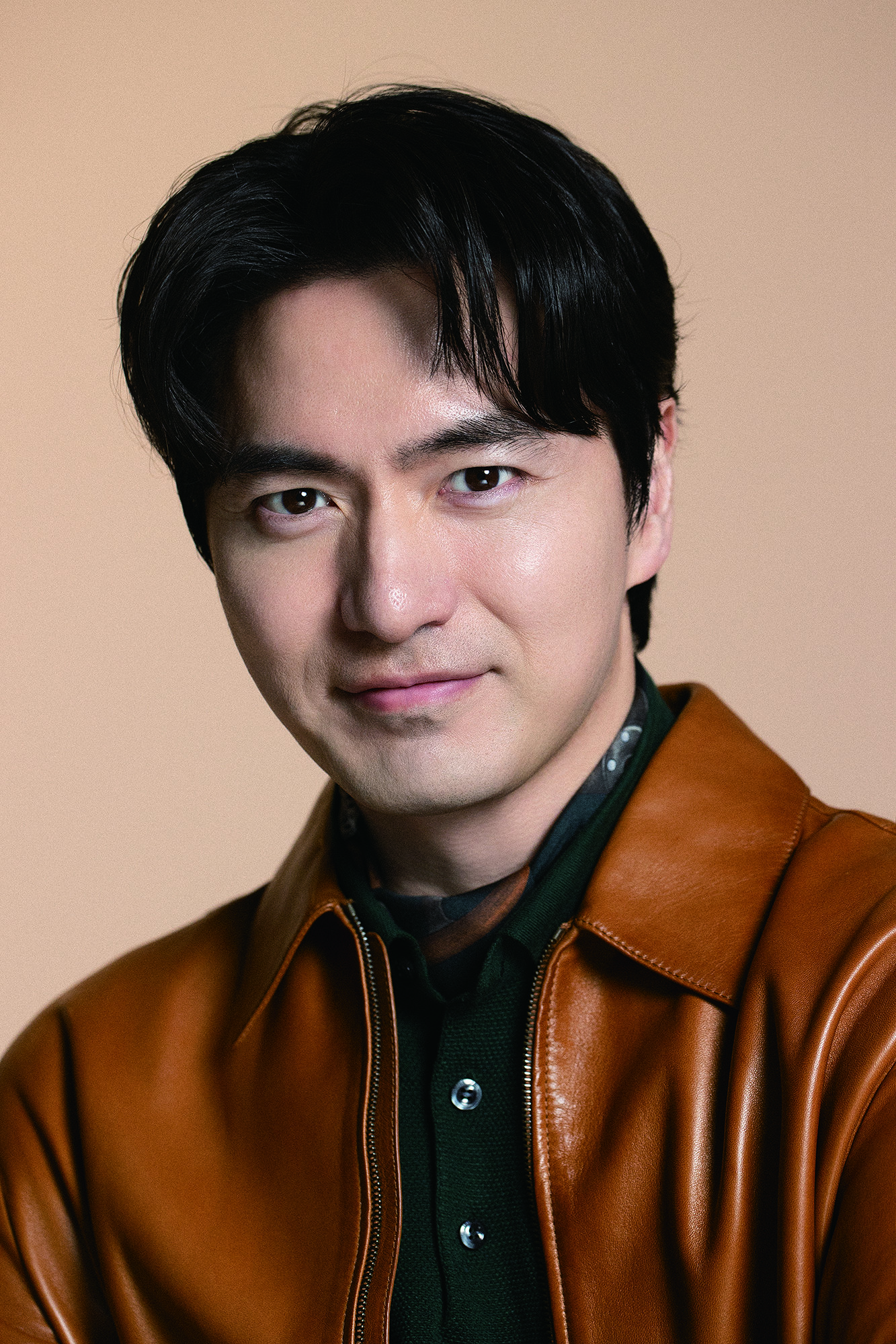 극 중 윤석훈은 겉으론 차갑지만 내면에는 뜨거운 정의감과 의로움을 품은 인물. 이진욱은 이성과 감성· 냉정과 열정·균형과 균열을 치열하게 오가는 인물 관계도를 섬세하게 그려내며, 드라마에 생명력을 더했다. 사진제공 | BH 엔터테인먼트