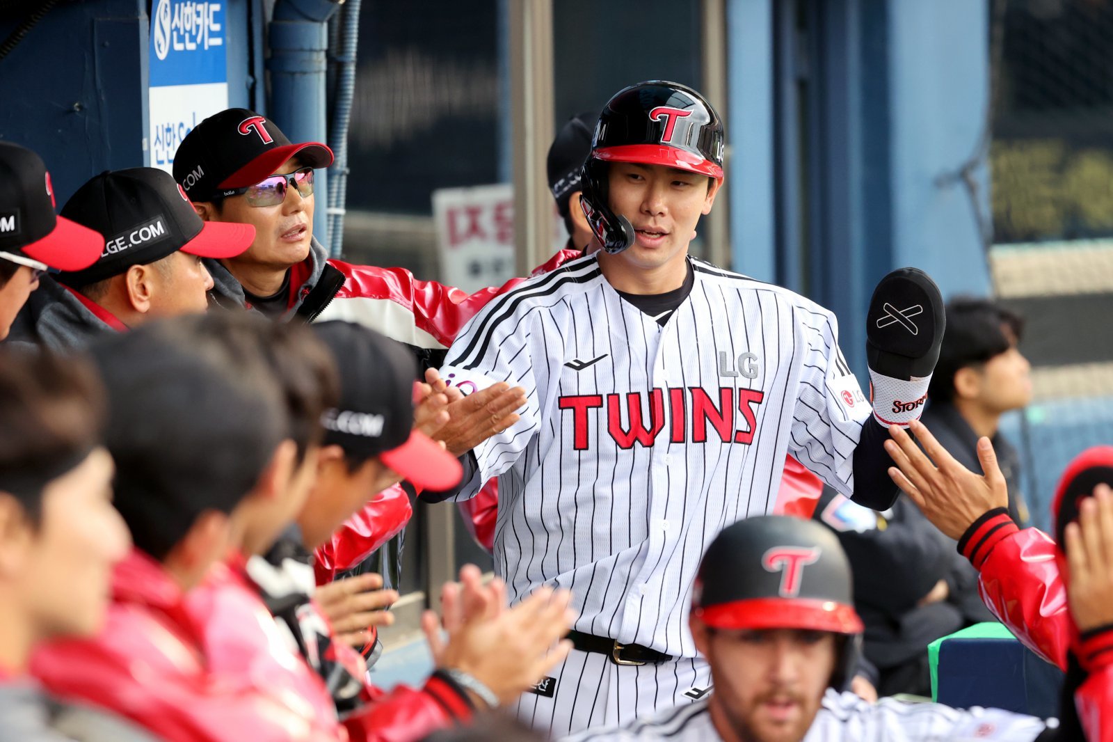 LG 홍창기는 12일 우천 취소된 NC 다이노스와 홈경기를 앞두고 1군 선수단에 합류해 팀 훈련을 진행했다. 부상 이후 4달 만에 복귀다. 사진제공|LG 트윈스