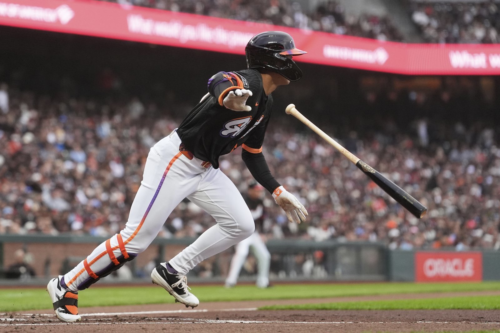 샌프란시스코 이정후는 10일(한국시간) 오라클파크에서 열린 ‘2025 MLB’ 애리조나전에서 6번타자 중견수로 선발출전해 3타수 1안타를 기록했다. 팀은 타격감을 끌어올린 이정후를 앞세워 가을경쟁에 불을 지펴본다.|AP뉴시스