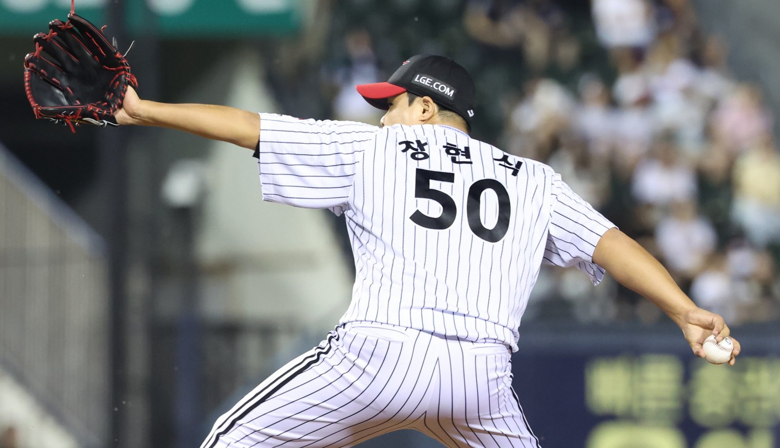 LG 장현식은 10일 잠실 두산과 원정경기를 앞두고 1군 엔트리에서 빠져 재정비 시간을 가진다. 원활한 불펜 운영을 위해 반드시 살아나야 할 장현식이다.｜뉴시스