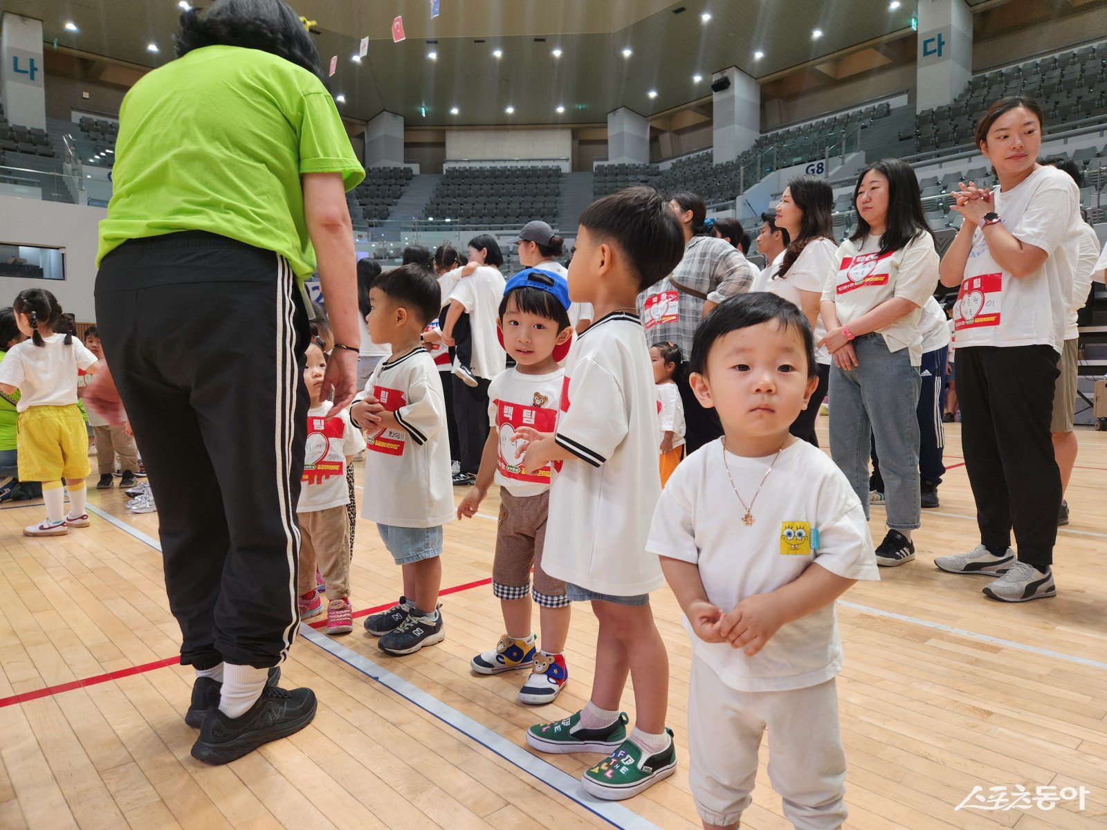 지난 6일 개최된 2025 포항시 공공형 어린이집 연합 체육대회에서 아이들이 대기하고 있는 모습. 사진제공ㅣ포항시 공공형 어린이집 체육대회