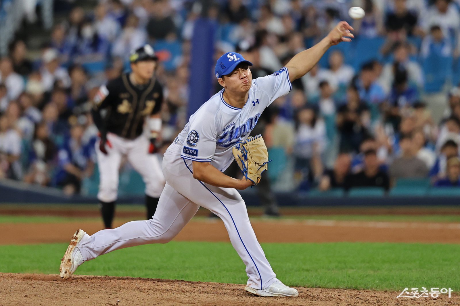 삼성 배찬승이 13일 대구삼성라이온즈파크에서 열린 KT와 홈경기 8회초 구원등판해 역투하고 있다. 사진제공|삼성 라이온즈