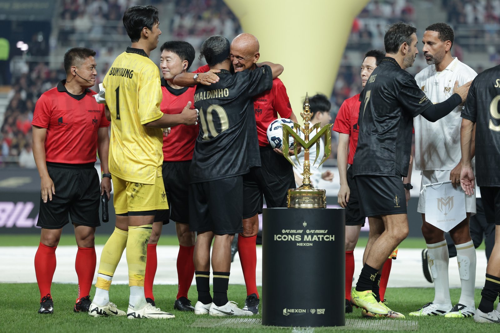 ‘2025 아이콘 매치: 창의 귀환, 반격의 시작’이 14일 서울월드컵경기장을 가득 메우며 성황리에 열렸다. 사진제공|넥슨