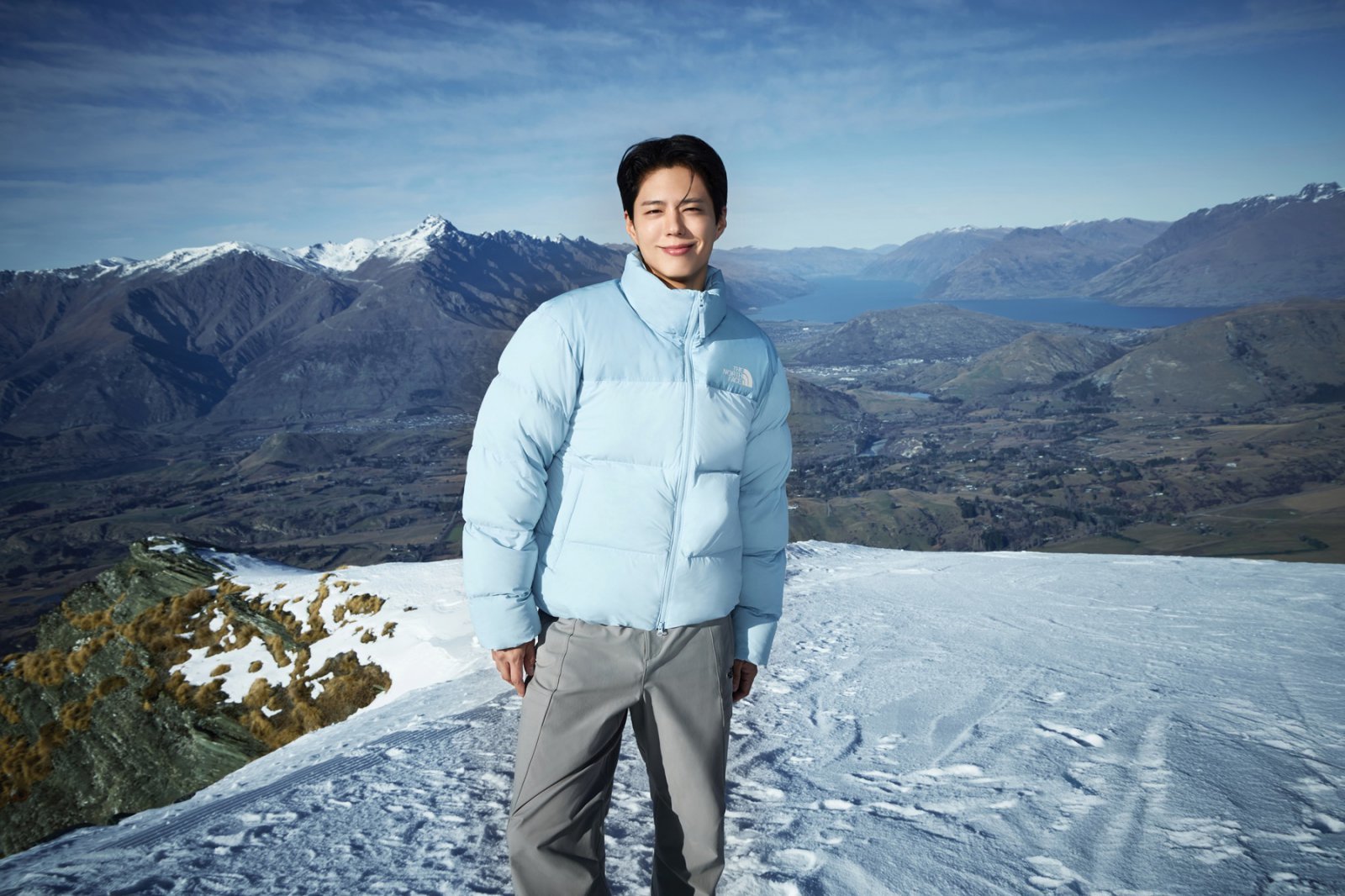 ‘클라우드 눕시 다운 재킷‘을 착용한 노스페이스 홍보대사 박보검