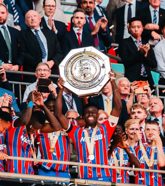 크리스탈 팰리스 수비수 게히(앞)는 이번 시즌 여름이적시장에서 리버풀행이 무산됐다. FA로 내년 여름이적시장에 나서는 가운데, 리버풀과 맨체스터시티가 차기 행선지로 거론됐다. 사진출처│게히 인스타그램