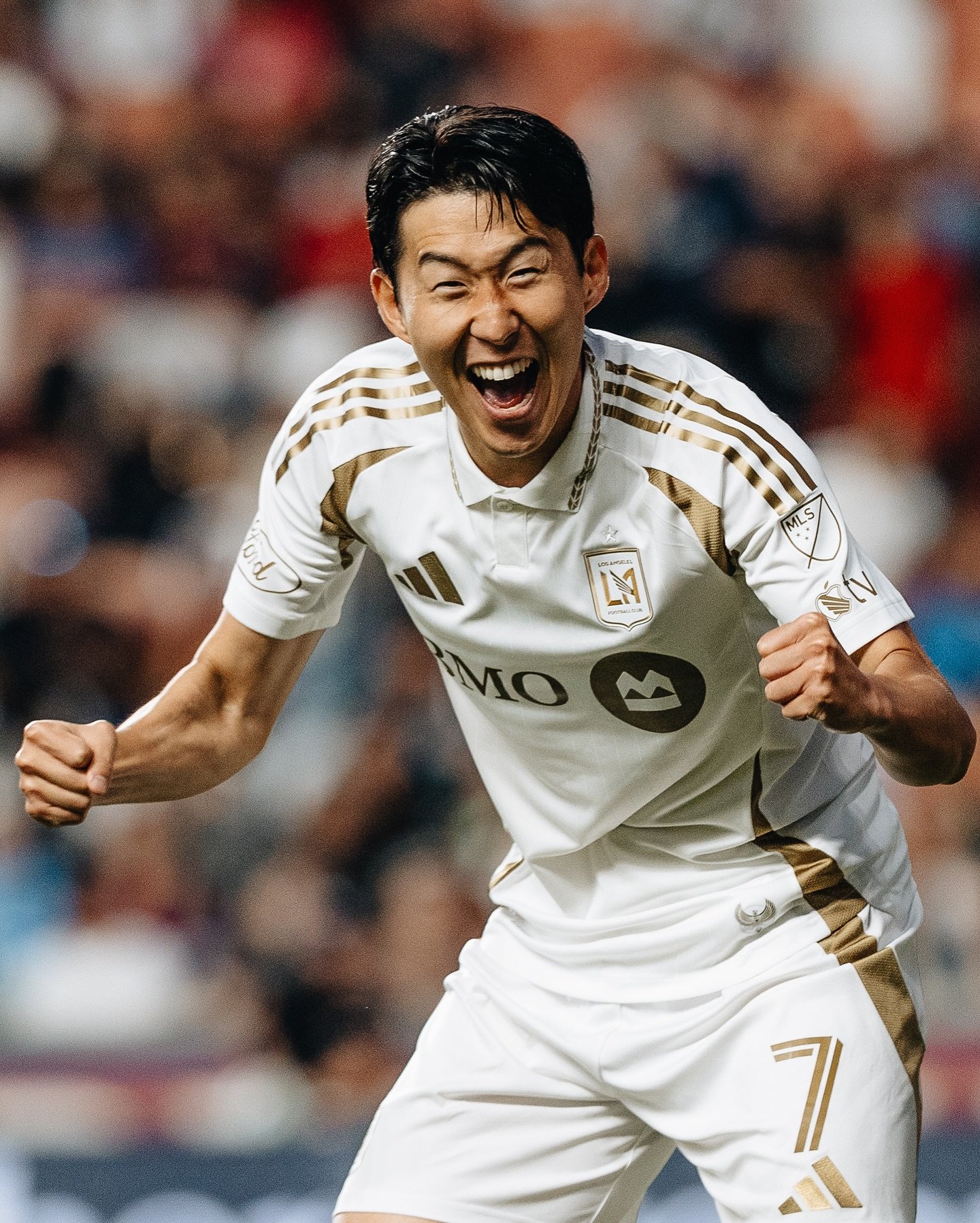 손흥민은 18일(한국시간) 미국 유타주 샌디의 아메리카 퍼스트 필드에서 열린 MLS 정규리그 20라운드 순연 원정경기에서 해트트릭을 작성했다. 두 번째 득점 후 포효하는 손흥민. 사진출처|LAFC