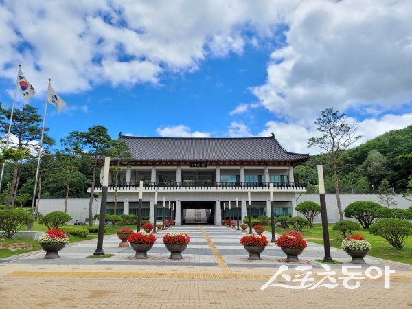 봉화정자문화생활관 전경. 사진제공 ㅣ 봉화군