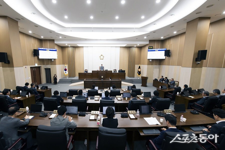 김포시의회, 제261회 임시회 제2차 본회의 모습이다. 사진제공|김포시의회