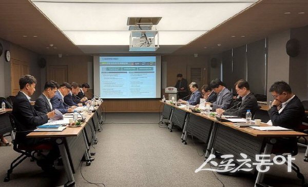 홍성주 대구광역시 부시장이 ‘도시-환경 계획수립협의회’ 회의를 주재하고 있다. 사진제공 ㅣ 대구시