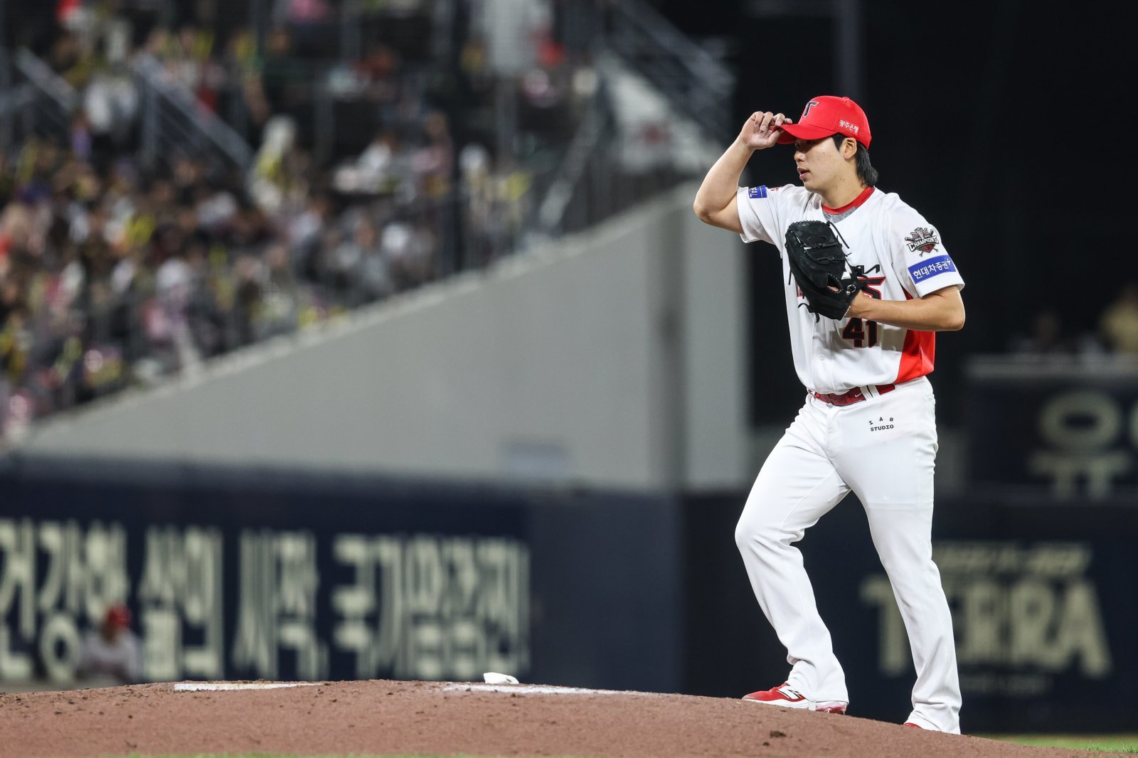 KIA 황동하는 23일 인천 SSG와 원정경기를 앞두고 1군에 합류했다. 그는 5월 불의의 교통사고를 당한 이후 갖은 노력 끝에 아름다운 마무리를 할 기회를 잡았다. 사진제공|KIA 타이거즈