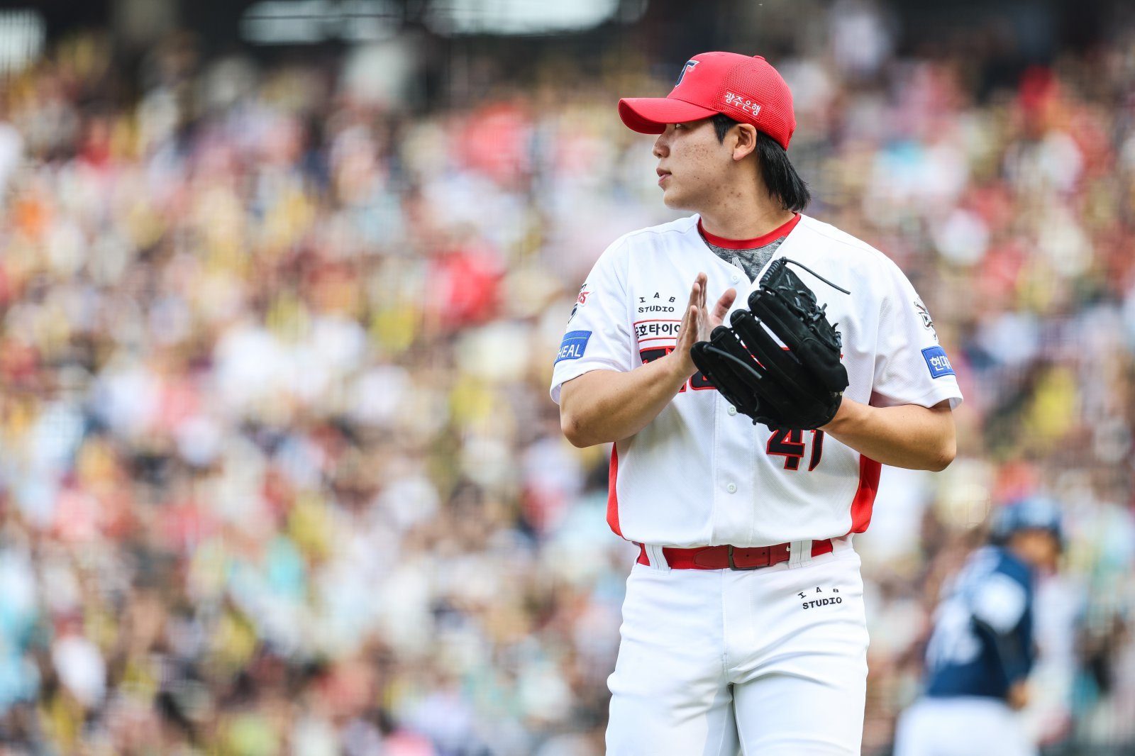 KIA 황동하는 23일 인천 SSG와 원정경기를 앞두고 1군에 합류했다. 그는 5월 불의의 교통사고를 당한 이후 갖은 노력 끝에 아름다운 마무리를 할 기회를 잡았다. 사진제공|KIA 타이거즈