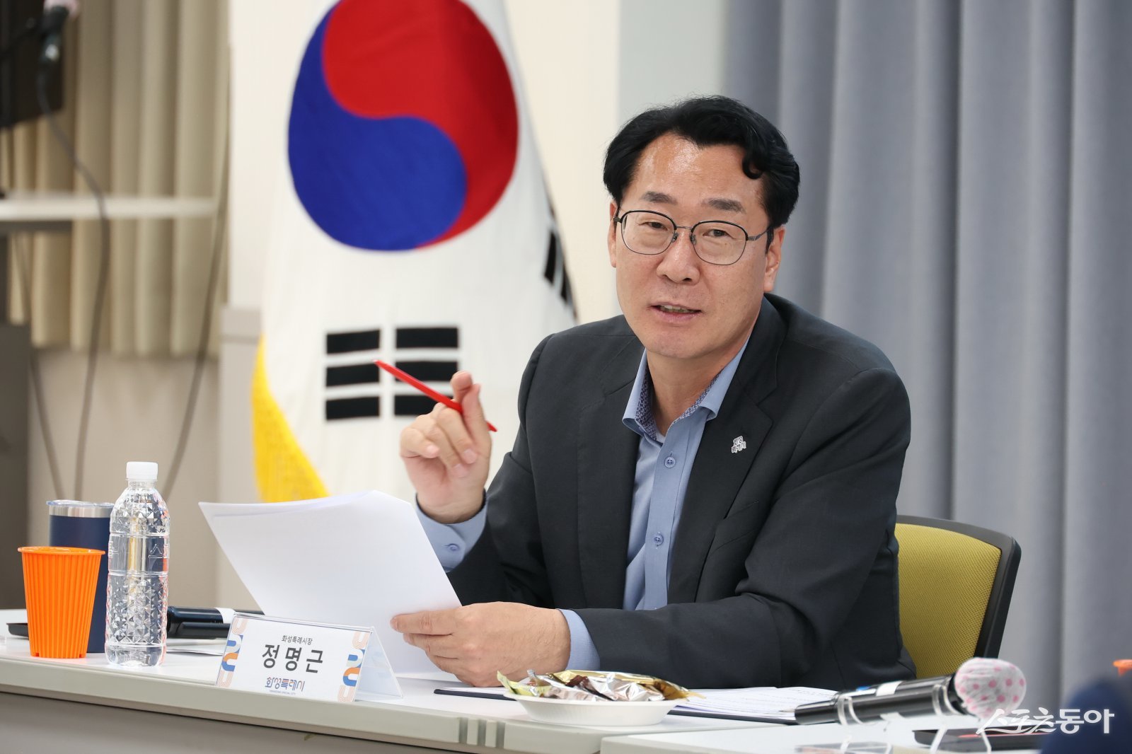 지난 23일 열린 화성특례시 민주노총 노정협의 간담회에서 정명근 화성특레시장이 발언하고 있다. 사진제공|화성시