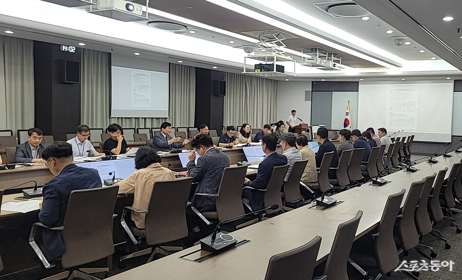 시흥시(시장 임병택)가 행정안전부 주관 ‘2025년 상반기 신속집행 평가’에서 최우수 기관으로 선정돼 특별교부세 8천만 원을 확보했다(지난 상반기에 진행된 신속집행 회의 모습). 사진제공｜시흥시