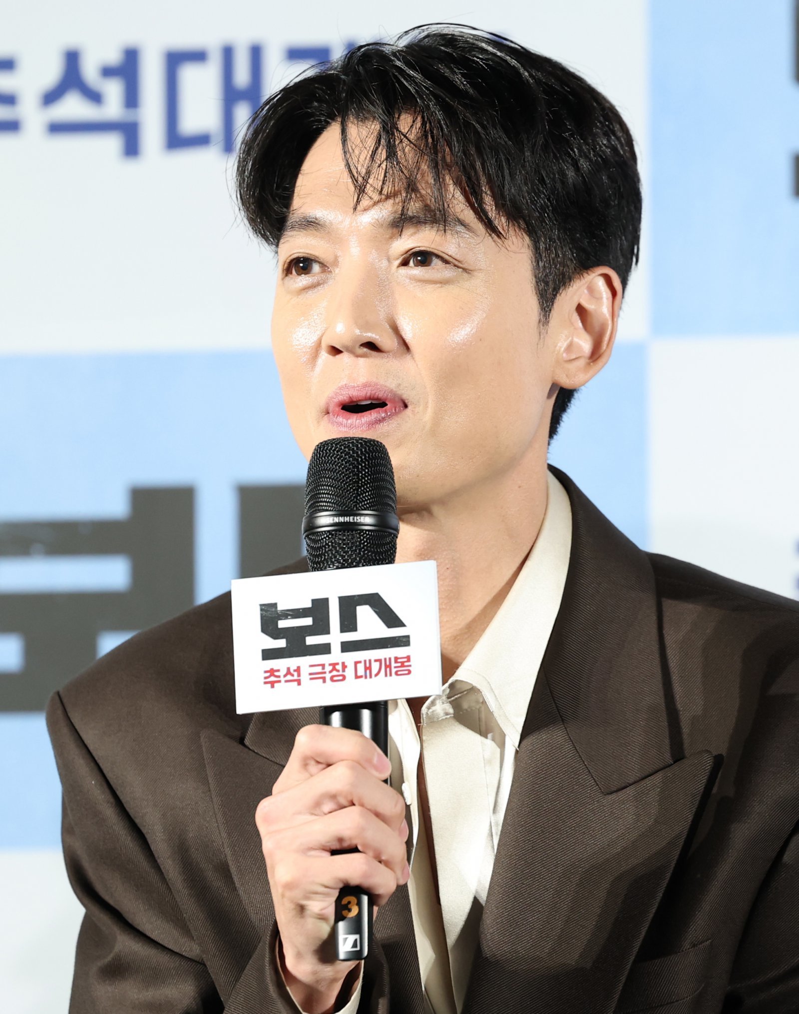‘보스’ 정경호 “대사보다 춤이 많아…3달 배웠다”