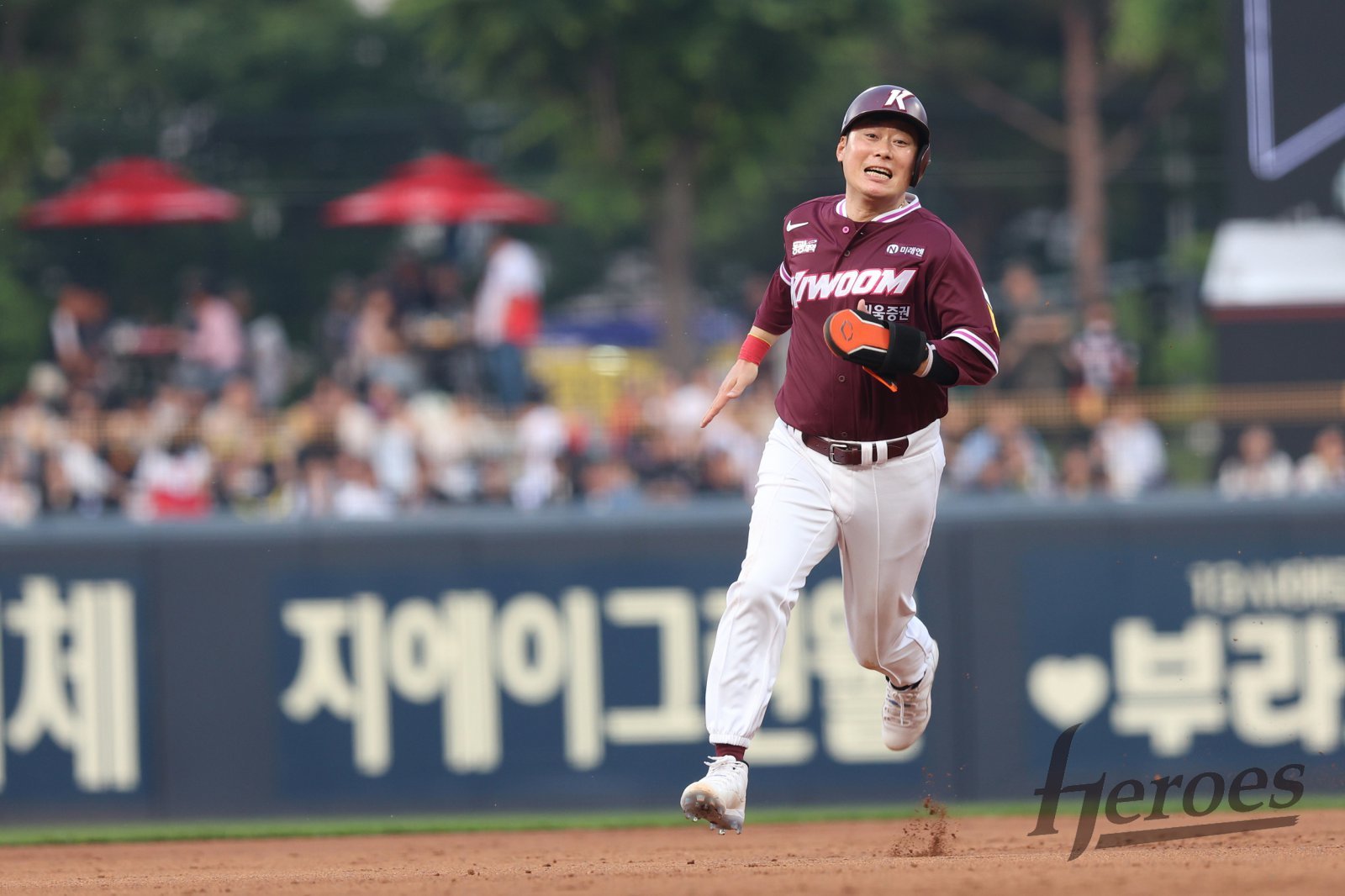 키움 이원석은 24일 고척 KIA와 홈경기를 앞두고 179일 만에 1군에 합류했다. 그는 허리 통증을 털어내고 오른손 대타, 덕아웃 리더로서 활력을 불어넣을 예정이다. 사진제공|키움 히어로즈