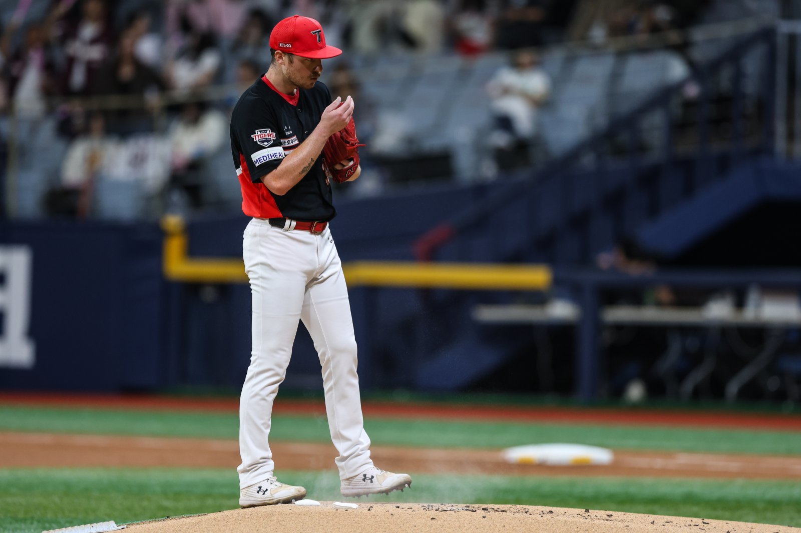 KIA 아담 올러는 24일 고척 키움과 원정경기에서 선발등판해 6이닝 무실점 QS를 기록했다. 삼진 13개를 잡아내는 등 압도적인 투구로 상대 타선을 잠재웠다. 사진제공｜KIA 타이거즈