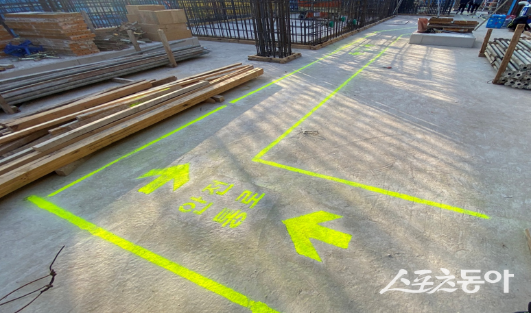 근로자 안전통로 표시. 사진제공=한국환경공단