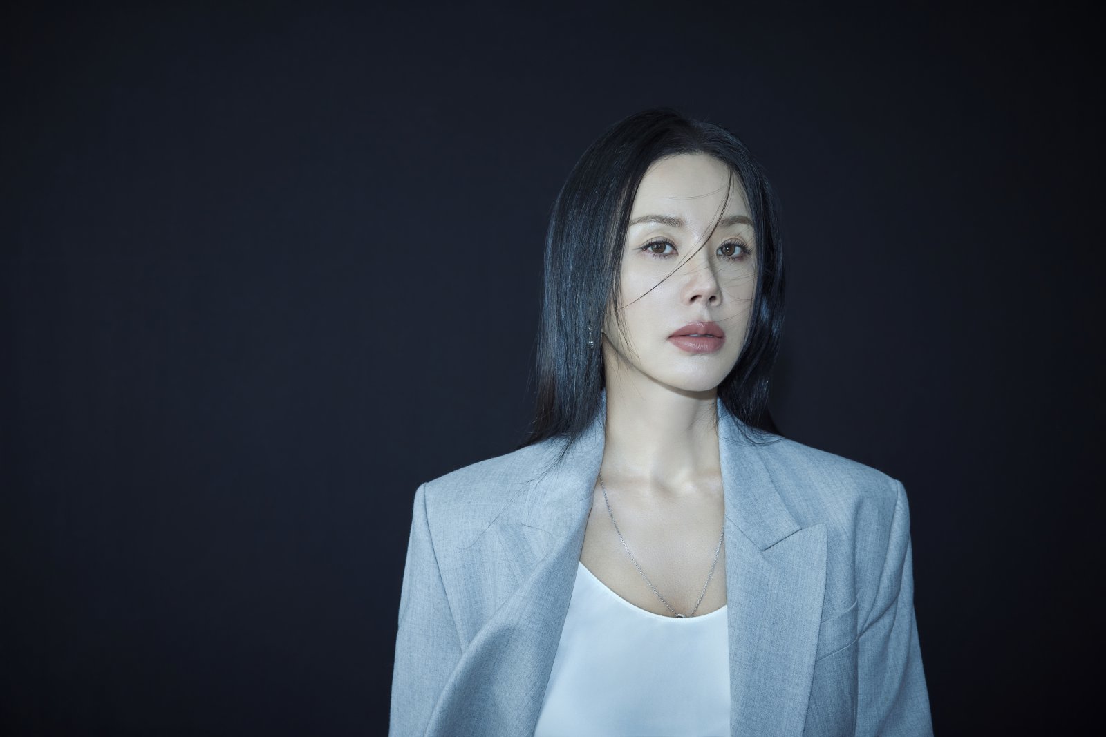 배우 엄정화, 사진제공=에일리언컴퍼니