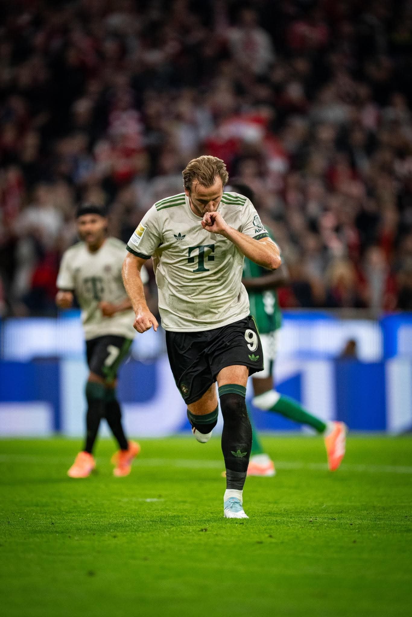 바이에른 뮌헨 해리 케인의 토트넘 복귀설이 화두로 떠오른 가운데 그는 직접 복귀 가능성을 일축했다. 사진출처|바이에른 뮌헨 페이스북