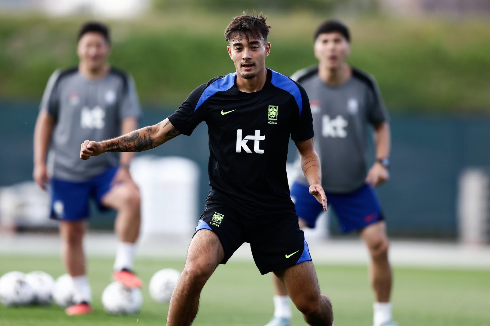 카스트로프는 28일(한국시간) 보루시아 파크에서 열린 프랑크푸르트와의 2025~2026시즌 독일 분데스리가 5라운드 홈경기 0-6으로 뒤지던 후반 27분 오른쪽 크로스를 머리로 방향을 돌려 시즌 첫 골을 기록했다. 사진제공｜대한축구협회