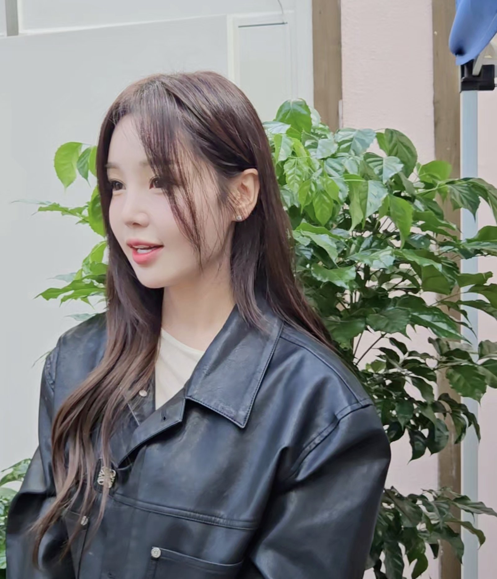 남규리, 노숙인들에게 노래 선물 “위로받은 특별한 경험”