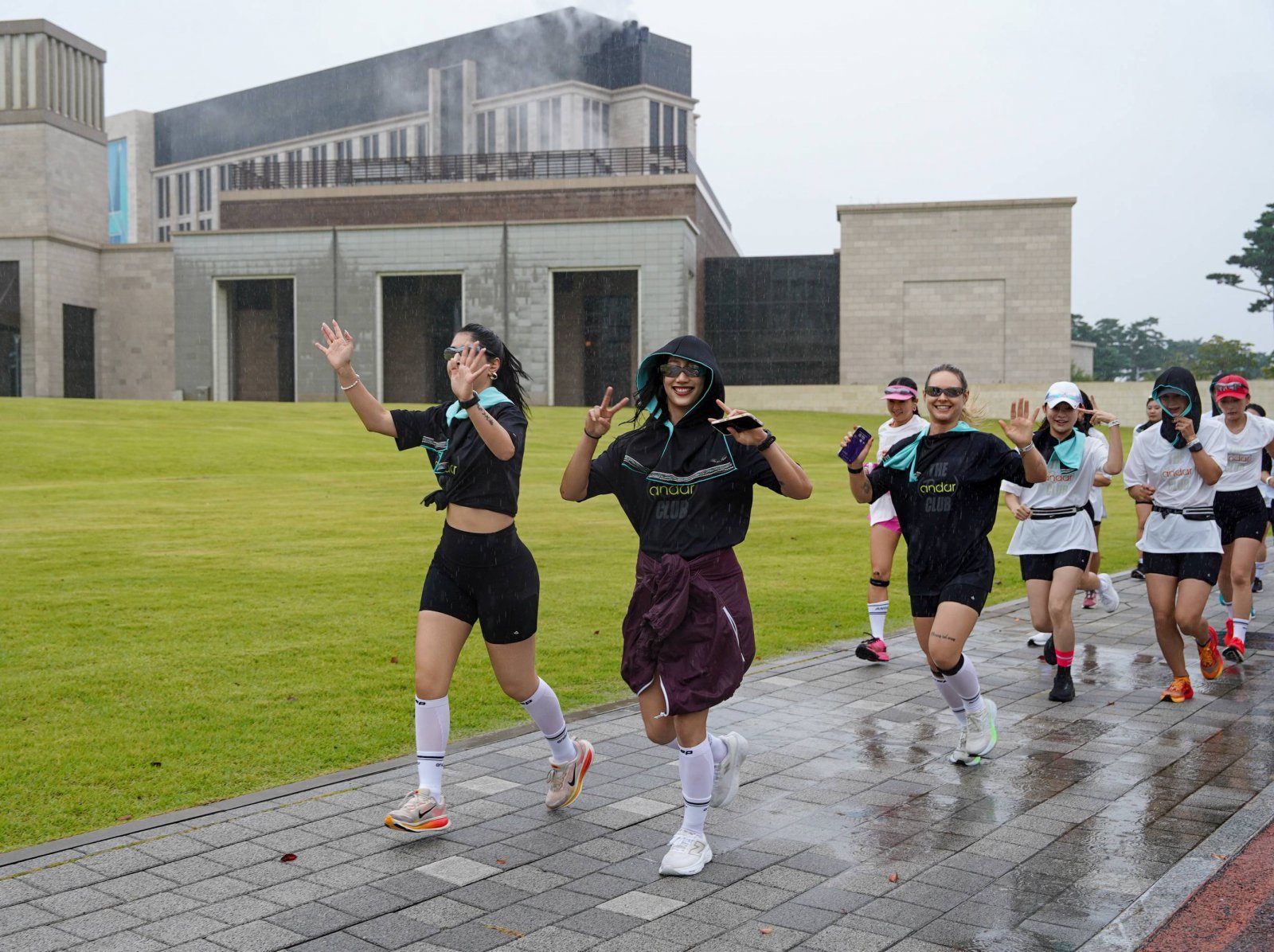 파라다이스시티에서 진행된 ’런 드롭 투 파라다이스’ 현장 사진 ⓒ더 제로 클럽