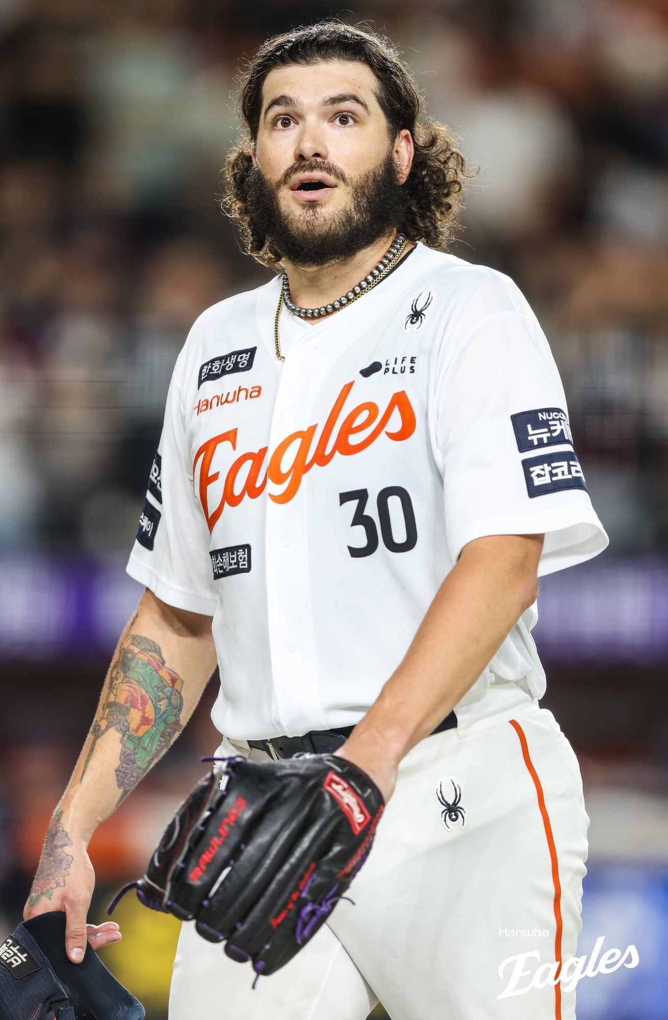 “미안하다” LG와 시즌 최대 일전 못 나선 폰세, 김경문 한화 감독에게 사과한 이유