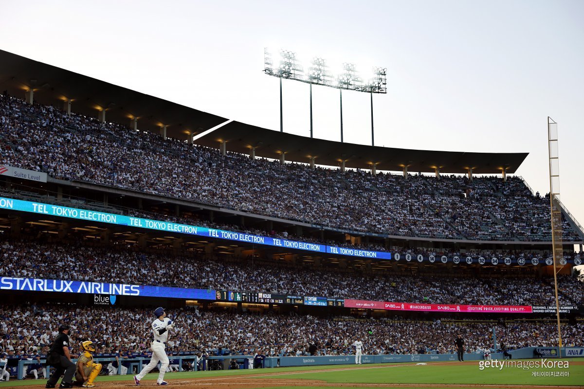 ‘오타니의 힘’ LAD, 12년 연속 ‘관중 동원 1위’ 평균 4만 9536명‘